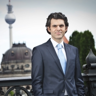 Konferenz Moderator Ali Aslan