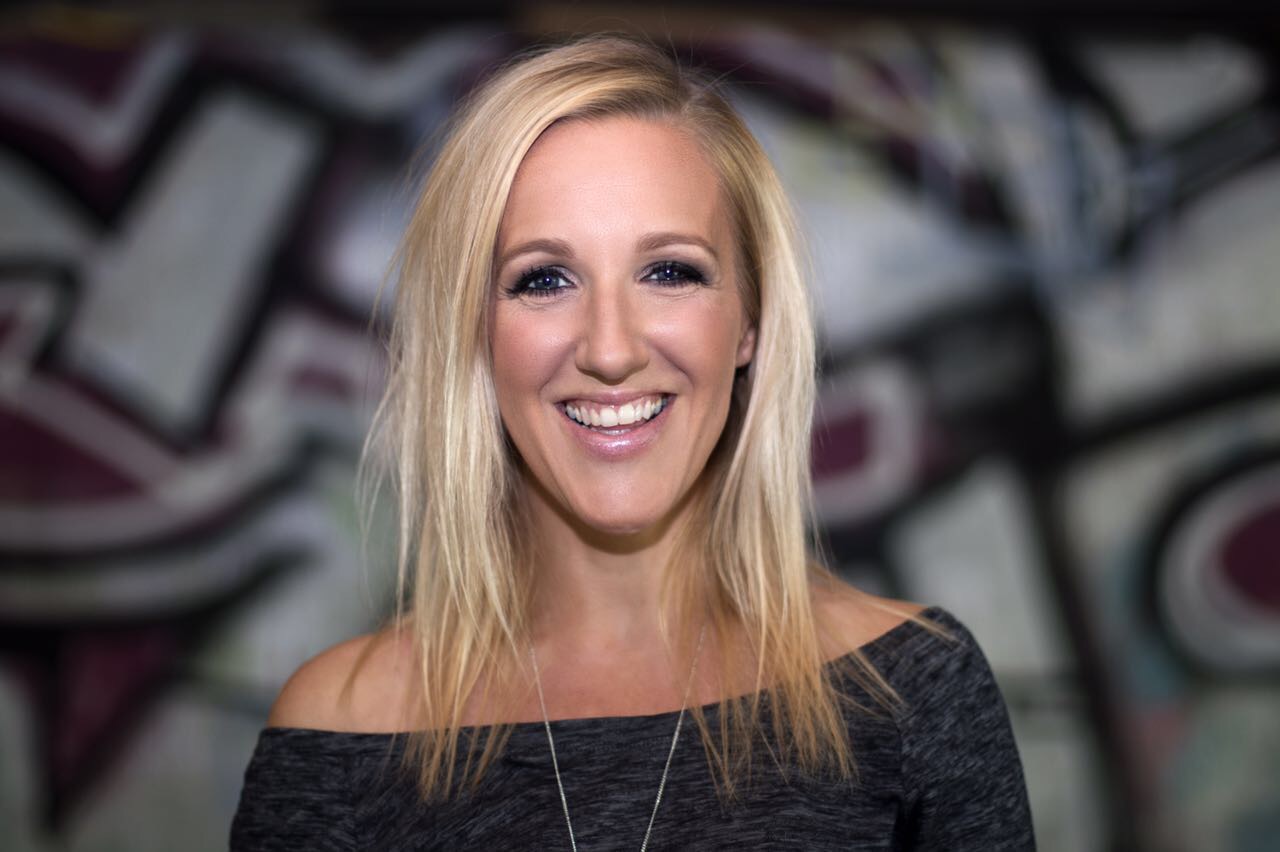 Emily Whigham buchen